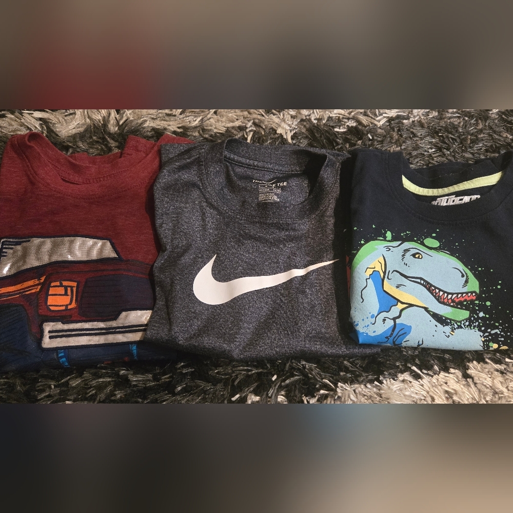 Set Of 3 Kids T-Shirts Sz 5 / 6